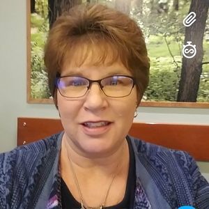 Meet your Posher, Dana